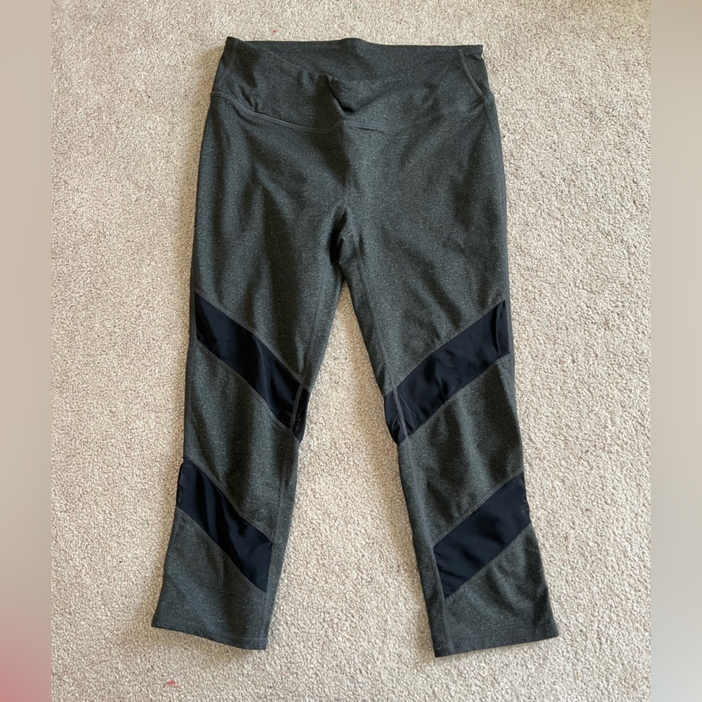 Fabletics Bundle - Size Small - image 10